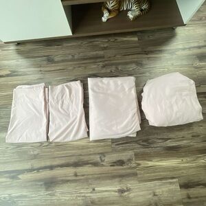 Soft Pink Bedding Set